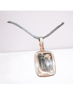 photo d'un pendentif en Quartz  rutile or