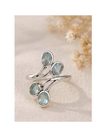 Bague réglable en argent et en aigue marine facettée