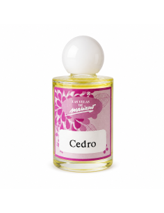 Essence de cèdre