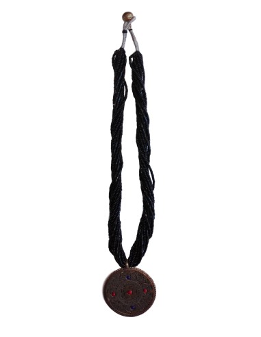 Photo de Collier en perle noire avec double amulette Om sanscrit - Encens.fr - Boutique ésotérique en ligne - vente de Collier e