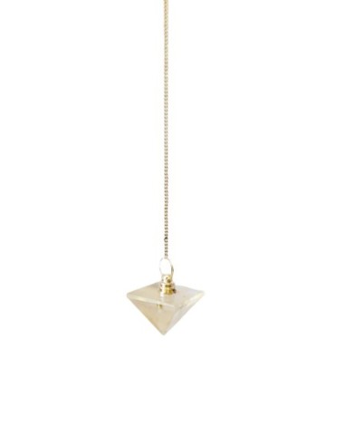 Photo de Pendule pyramide en cristal de roche - Encens.fr - Boutique ésotérique en ligne - vente de Pendule pyramide en cristal 