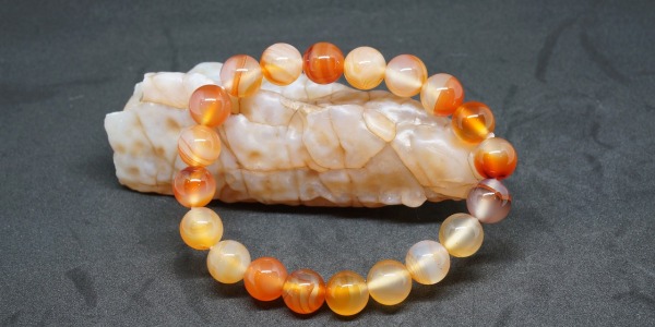 Comment choisir son bracelet minéral ?